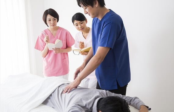 上新庄でぎっくり腰にお悩みの方は丁寧な施術で話題の整骨院にお任せを